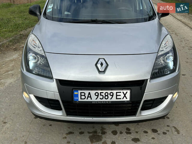 Сірий Рено Сценік, об'ємом двигуна 1.87 л та пробігом 253 тис. км за 7299 $, фото 19 на Automoto.ua