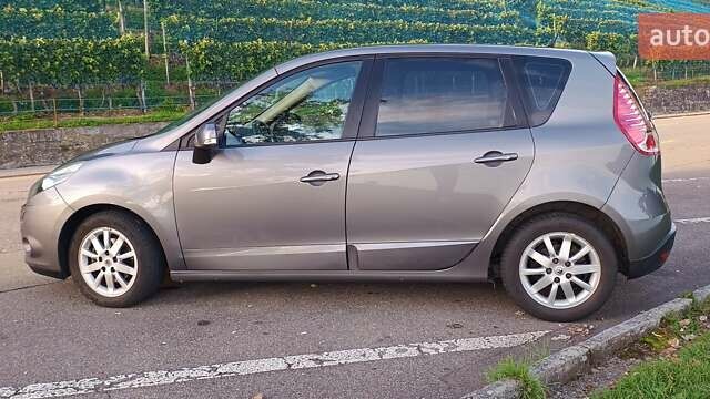 Сірий Рено Сценік, об'ємом двигуна 1.46 л та пробігом 260 тис. км за 5300 $, фото 3 на Automoto.ua