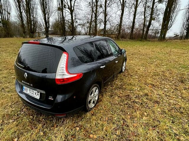 Серый Рено Сценик, объемом двигателя 1.5 л и пробегом 266 тыс. км за 7800 $, фото 4 на Automoto.ua