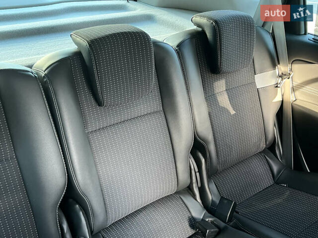 Сірий Рено Сценік, об'ємом двигуна 1.5 л та пробігом 230 тис. км за 8400 $, фото 74 на Automoto.ua