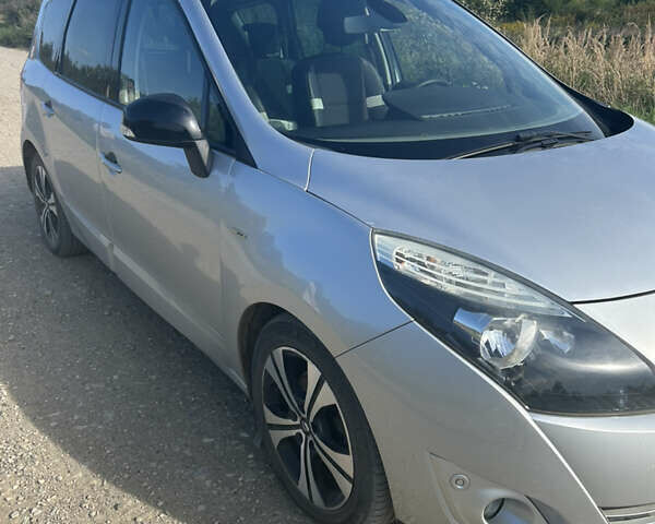 Сірий Рено Сценік, об'ємом двигуна 1.4 л та пробігом 166 тис. км за 6850 $, фото 6 на Automoto.ua