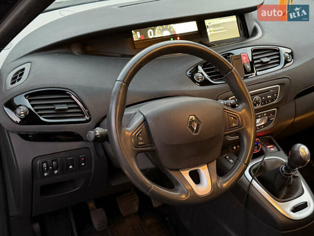 Сірий Рено Сценік, об'ємом двигуна 1.6 л та пробігом 231 тис. км за 7300 $, фото 6 на Automoto.ua