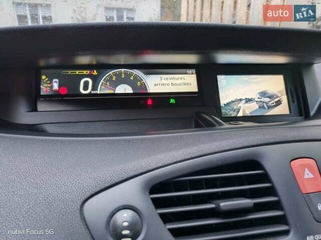 Серый Рено Сценик, объемом двигателя 1.5 л и пробегом 262 тыс. км за 6800 $, фото 4 на Automoto.ua