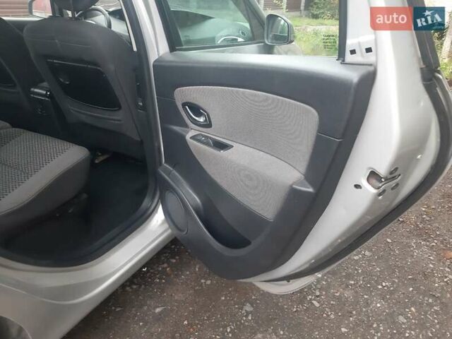 Сірий Рено Сценік, об'ємом двигуна 1.46 л та пробігом 194 тис. км за 5500 $, фото 6 на Automoto.ua