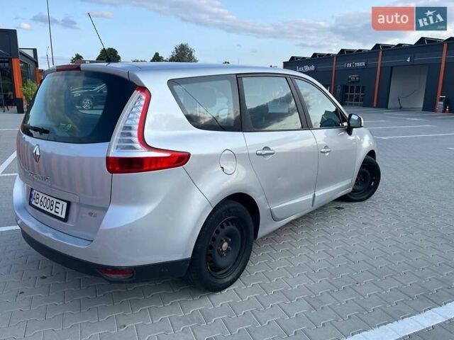 Серый Рено Сценик, объемом двигателя 1.46 л и пробегом 246 тыс. км за 7200 $, фото 1 на Automoto.ua
