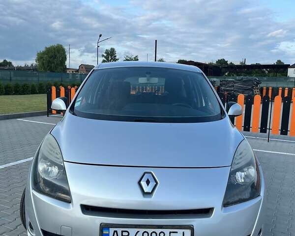 Серый Рено Сценик, объемом двигателя 1.46 л и пробегом 246 тыс. км за 7200 $, фото 11 на Automoto.ua