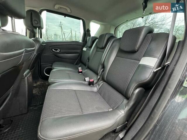 Сірий Рено Сценік, об'ємом двигуна 1.6 л та пробігом 233 тис. км за 8300 $, фото 37 на Automoto.ua