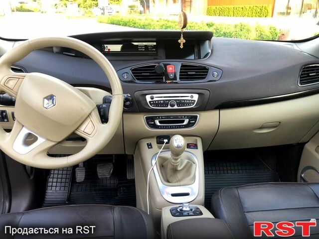 Серый Рено Сценик, объемом двигателя 1.9 л и пробегом 296 тыс. км за 7500 $, фото 8 на Automoto.ua