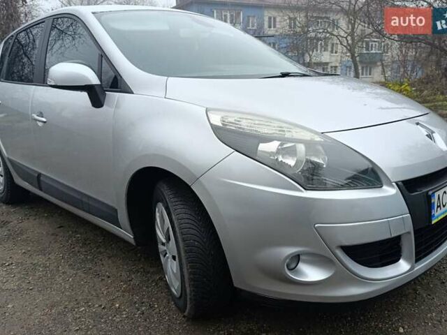 Сірий Рено Сценік, об'ємом двигуна 1.5 л та пробігом 183 тис. км за 7100 $, фото 5 на Automoto.ua