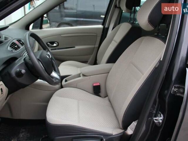 Сірий Рено Сценік, об'ємом двигуна 1.6 л та пробігом 217 тис. км за 6300 $, фото 14 на Automoto.ua