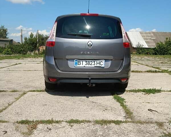 Сірий Рено Сценік, об'ємом двигуна 1.6 л та пробігом 210 тис. км за 7900 $, фото 2 на Automoto.ua
