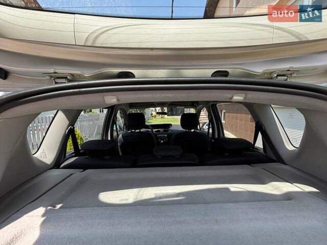 Серый Рено Сценик, объемом двигателя 1.6 л и пробегом 358 тыс. км за 6700 $, фото 5 на Automoto.ua