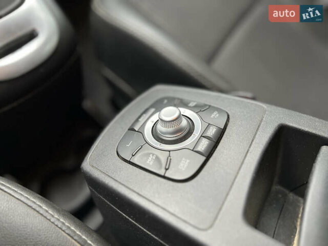 Рено Сценік 2011 у Львові на Automoto.ua Сірий Рено Сценік, об'ємом двигуна 1.6 л та пробігом 208 тис. км за 7250 $, фото 26 на Automoto.ua