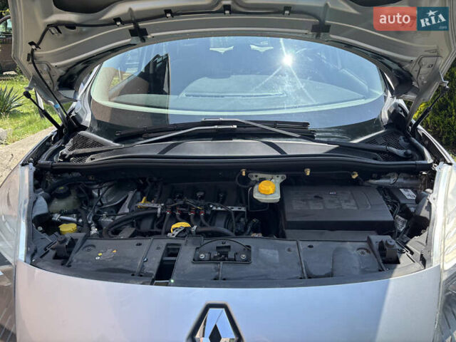 Серый Рено Сценик, объемом двигателя 1.6 л и пробегом 358 тыс. км за 6700 $, фото 17 на Automoto.ua