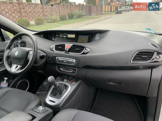 Серый Рено Сценик, объемом двигателя 1.5 л и пробегом 209 тыс. км за 7400 $, фото 23 на Automoto.ua