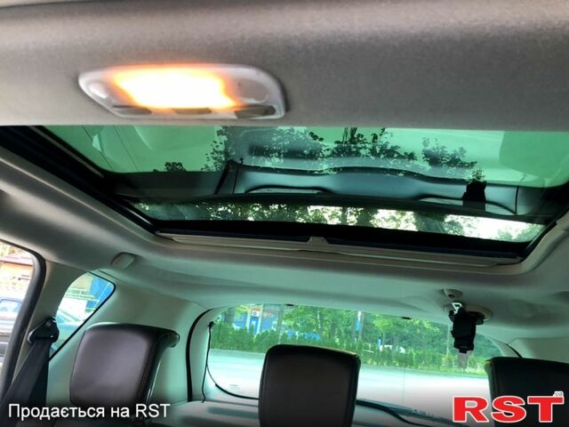 Серый Рено Сценик, объемом двигателя 1.9 л и пробегом 296 тыс. км за 7500 $, фото 2 на Automoto.ua