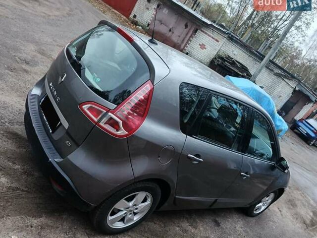 Серый Рено Сценик, объемом двигателя 1.5 л и пробегом 222 тыс. км за 7000 $, фото 18 на Automoto.ua