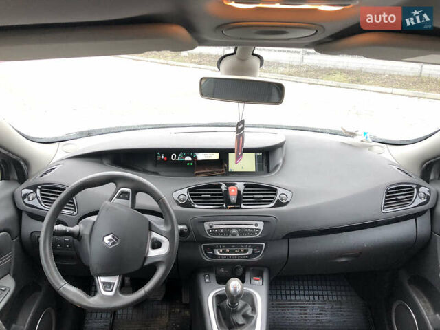 Сірий Рено Сценік, об'ємом двигуна 1.6 л та пробігом 285 тис. км за 6999 $, фото 9 на Automoto.ua