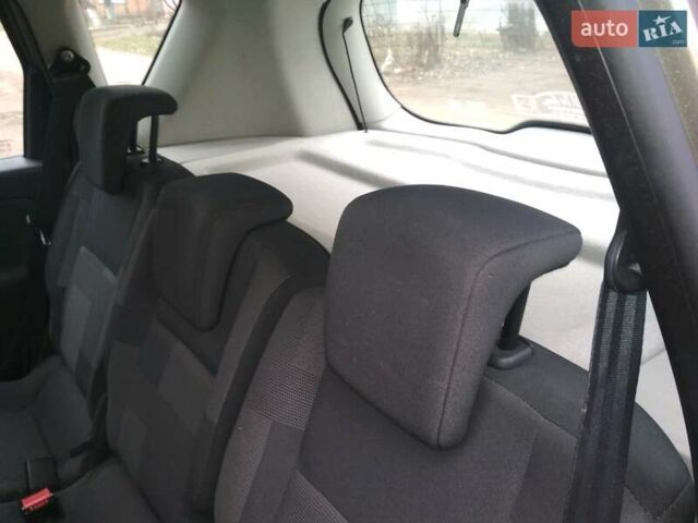 Серый Рено Сценик, объемом двигателя 1.5 л и пробегом 227 тыс. км за 7100 $, фото 6 на Automoto.ua