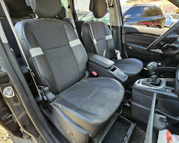 Сірий Рено Сценік, об'ємом двигуна 1.46 л та пробігом 270 тис. км за 4200 $, фото 28 на Automoto.ua