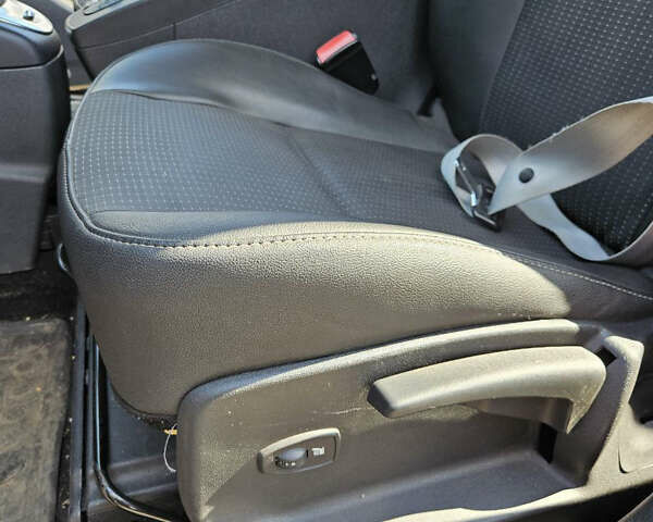 Сірий Рено Сценік, об'ємом двигуна 1.46 л та пробігом 270 тис. км за 4200 $, фото 20 на Automoto.ua