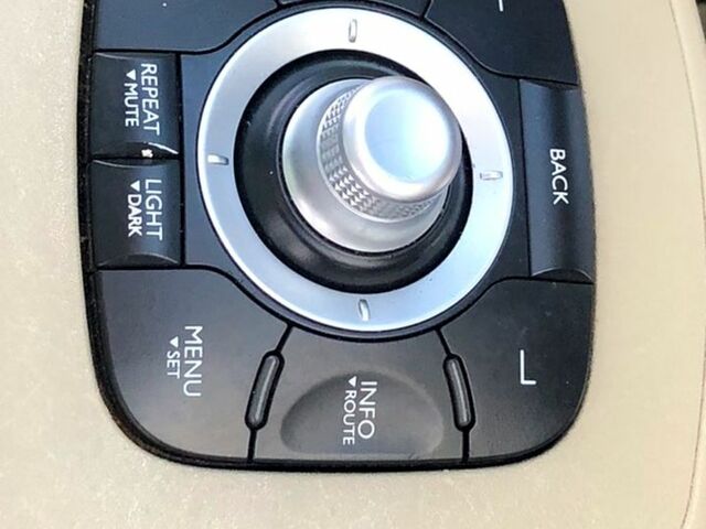 Серый Рено Сценик, объемом двигателя 1.9 л и пробегом 296 тыс. км за 7500 $, фото 7 на Automoto.ua