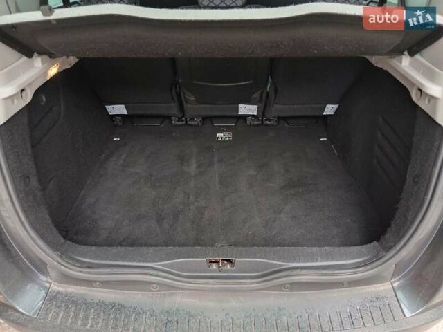 Серый Рено Сценик, объемом двигателя 1.6 л и пробегом 240 тыс. км за 7750 $, фото 12 на Automoto.ua