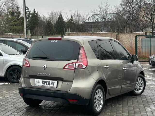 Сірий Рено Сценік, об'ємом двигуна 1.5 л та пробігом 262 тис. км за 7400 $, фото 2 на Automoto.ua