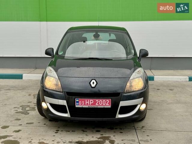 Сірий Рено Сценік, об'ємом двигуна 1.6 л та пробігом 233 тис. км за 8300 $, фото 5 на Automoto.ua