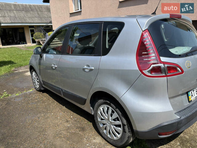 Серый Рено Сценик, объемом двигателя 1.6 л и пробегом 358 тыс. км за 6700 $, фото 3 на Automoto.ua