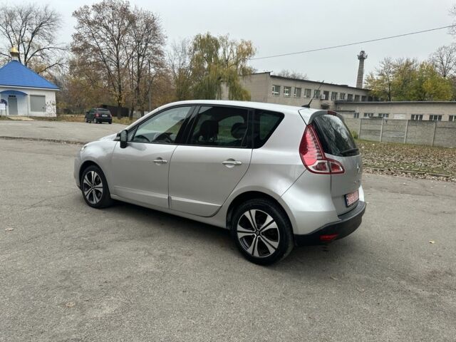 Серый Рено Сценик, объемом двигателя 1.6 л и пробегом 165 тыс. км за 8800 $, фото 7 на Automoto.ua