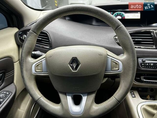 Серый Рено Сценик, объемом двигателя 2 л и пробегом 165 тыс. км за 7800 $, фото 10 на Automoto.ua