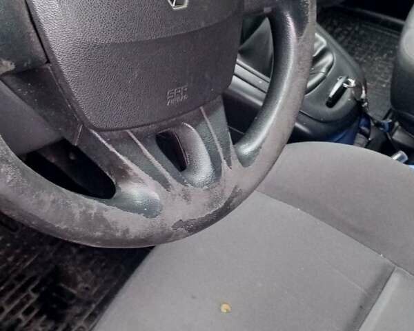 Серый Рено Сценик, объемом двигателя 1.5 л и пробегом 340 тыс. км за 4733 $, фото 4 на Automoto.ua