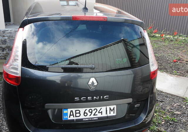 Серый Рено Сценик, объемом двигателя 1.6 л и пробегом 227 тыс. км за 8150 $, фото 7 на Automoto.ua