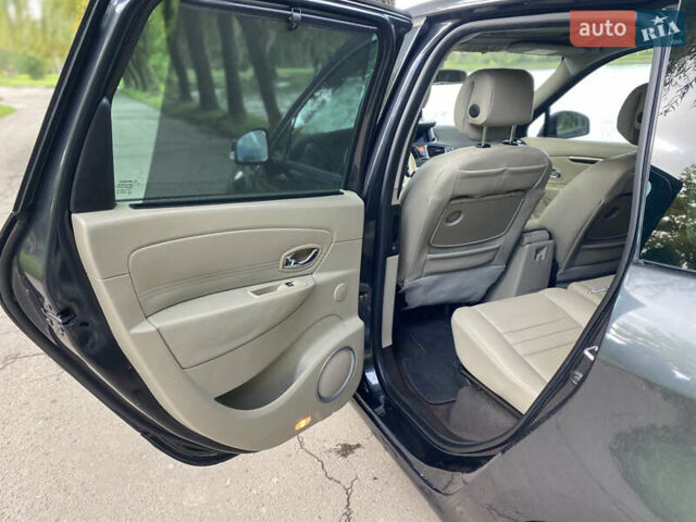 Рено Сценік 2011 у Рівному на Automoto.ua Сірий Рено Сценік, об'ємом двигуна 1.6 л та пробігом 214 тис. км за 6450 $, фото 17 на Automoto.ua