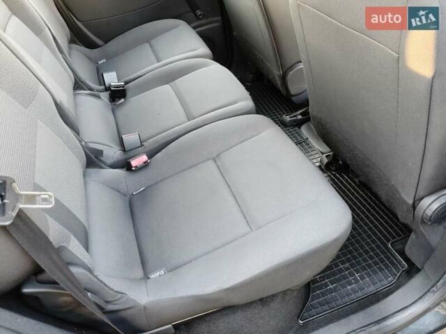 Серый Рено Сценик, объемом двигателя 1.6 л и пробегом 206 тыс. км за 7500 $, фото 13 на Automoto.ua
