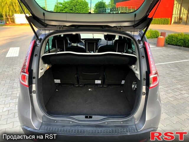 Серый Рено Сценик, объемом двигателя 1.9 л и пробегом 296 тыс. км за 7500 $, фото 9 на Automoto.ua