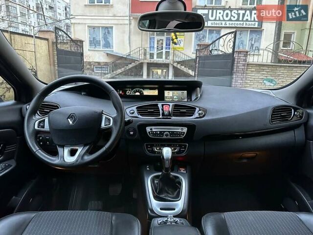 Сірий Рено Сценік, об'ємом двигуна 1.5 л та пробігом 236 тис. км за 6999 $, фото 12 на Automoto.ua