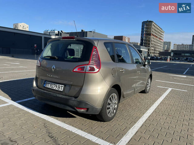 Сірий Рено Сценік, об'ємом двигуна 1.5 л та пробігом 299 тис. км за 6800 $, фото 2 на Automoto.ua