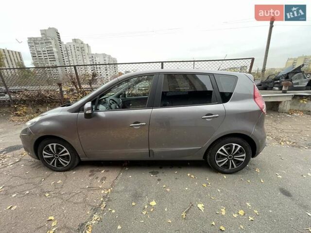 Сірий Рено Сценік, об'ємом двигуна 0 л та пробігом 207 тис. км за 6700 $, фото 4 на Automoto.ua