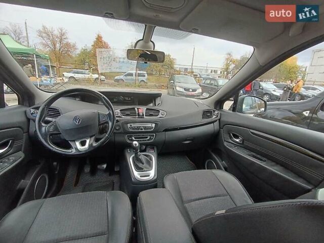 Рено Сценік 2011 у Чернігові на Automoto.ua Сірий Рено Сценік, об'ємом двигуна 1.5 л та пробігом 220 тис. км за 6500 $, фото 7 на Automoto.ua