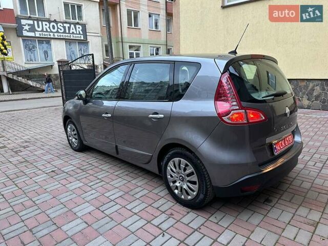 Сірий Рено Сценік, об'ємом двигуна 1.5 л та пробігом 236 тис. км за 6999 $, фото 4 на Automoto.ua