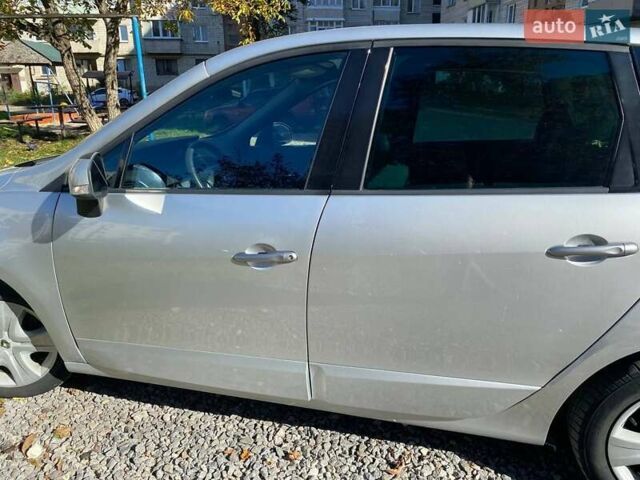 Серый Рено Сценик, объемом двигателя 1.5 л и пробегом 176 тыс. км за 6299 $, фото 32 на Automoto.ua