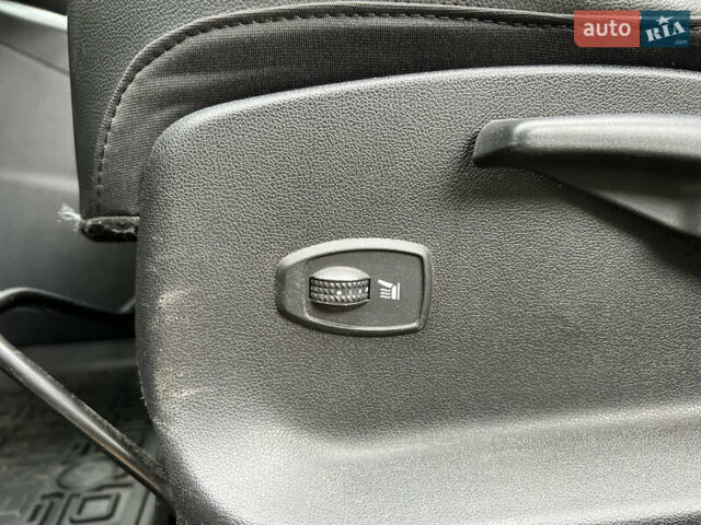 Сірий Рено Сценік, об'ємом двигуна 1.6 л та пробігом 290 тис. км за 7250 $, фото 27 на Automoto.ua