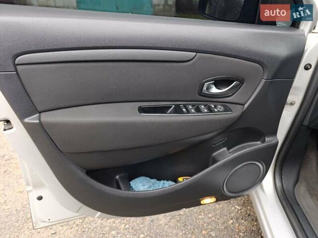 Сірий Рено Сценік, об'ємом двигуна 1.5 л та пробігом 183 тис. км за 7100 $, фото 15 на Automoto.ua
