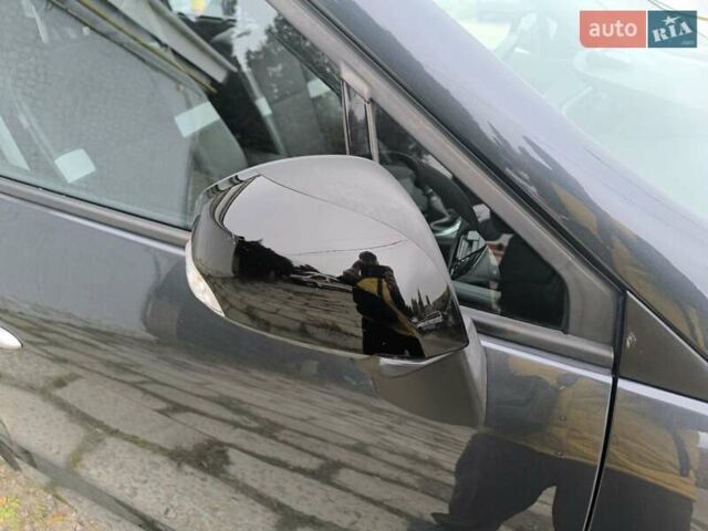 Рено Сценик 2011 в Харькове на Automoto.ua Серый Рено Сценик, объемом двигателя 1.46 л и пробегом 262 тыс. км за 8200 $, фото 10 на Automoto.ua