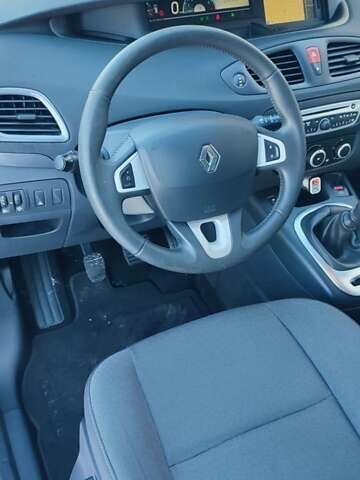 Сірий Рено Сценік, об'ємом двигуна 1.5 л та пробігом 201 тис. км за 8250 $, фото 23 на Automoto.ua