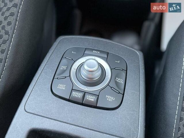 Серый Рено Сценик, объемом двигателя 1.6 л и пробегом 241 тыс. км за 7500 $, фото 25 на Automoto.ua