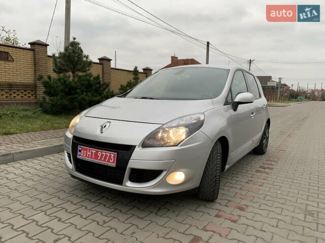 Серый Рено Сценик, объемом двигателя 1.5 л и пробегом 209 тыс. км за 7400 $, фото 5 на Automoto.ua