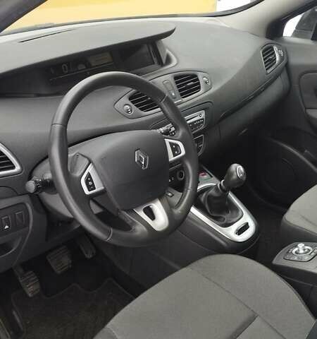 Сірий Рено Сценік, об'ємом двигуна 1.6 л та пробігом 235 тис. км за 6850 $, фото 6 на Automoto.ua